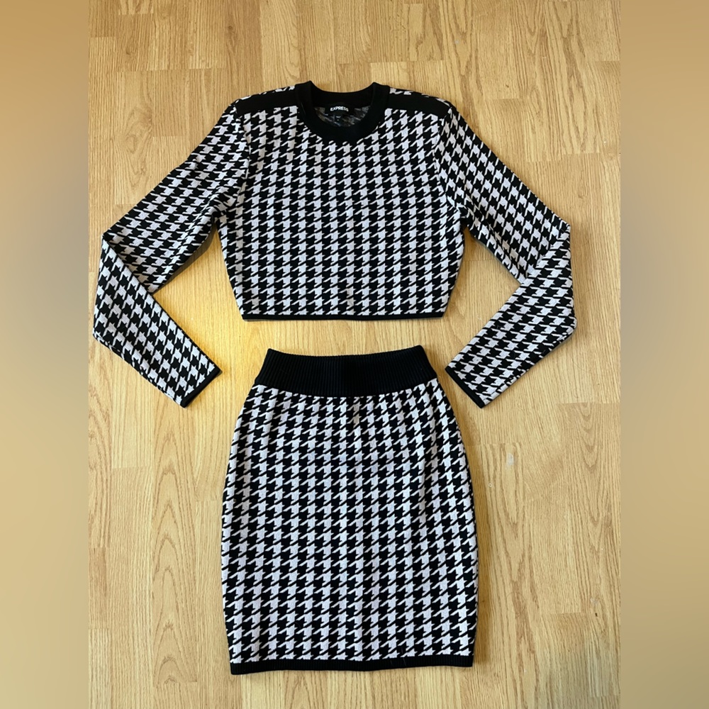 Express Black and Pink Houndstooth matching set crop and mini skirt